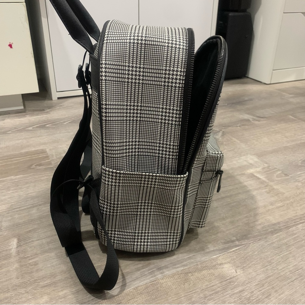 Backpack LD - Picture 3 of 7